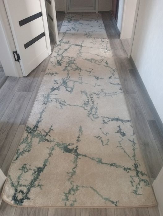 Продам кавер хорошом состаяние. Ширина 1метр, длина 5метр.