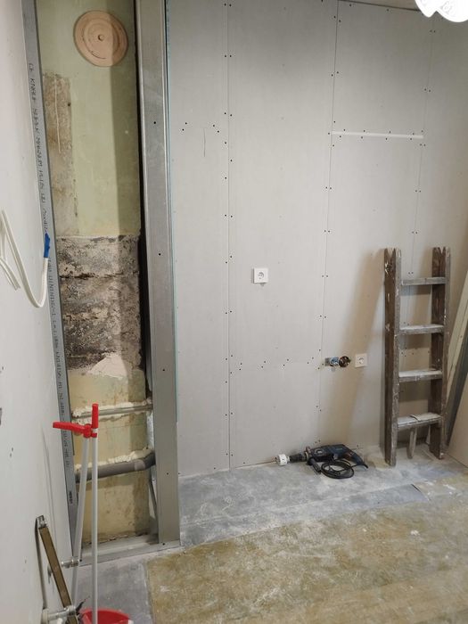 Обръщане, мебели,подмазване,шпакловане на прозорци и врати след монтаж