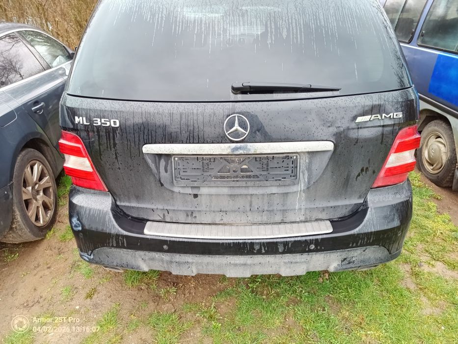 Задна броня AMG за Mercedes ML W164