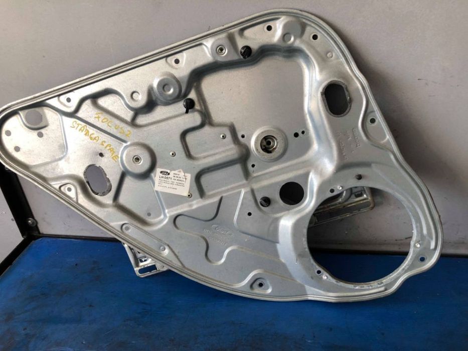 macara manuala stanga spate  ford focus 2