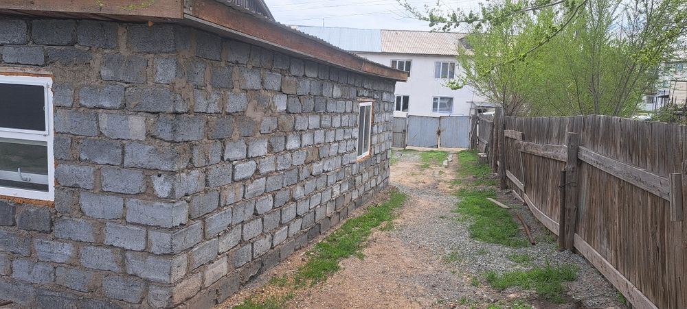 Продам дом в посёлке Майкаин