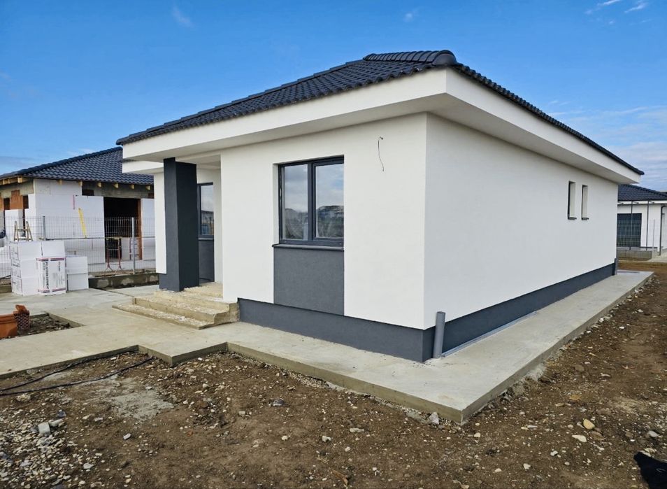 De vanzare casa la cheie cart  viena oradea.