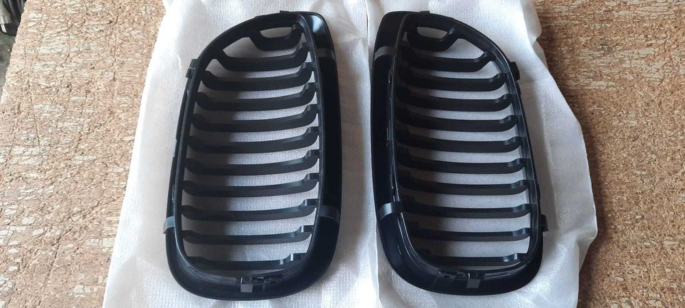 Grile Simple BMW E46 Coupe Cabrio 2003-2006 Negru Mat