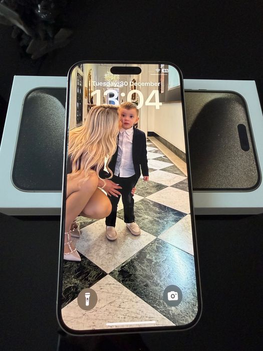 iPhone 15 Pro Max 512GB Titan Natural – stare foarte bună