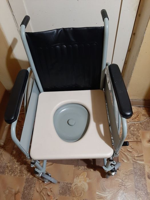 Инвалидная коляска