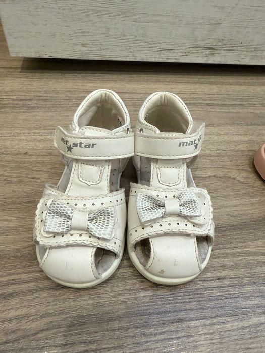 Детски сандали за момиче