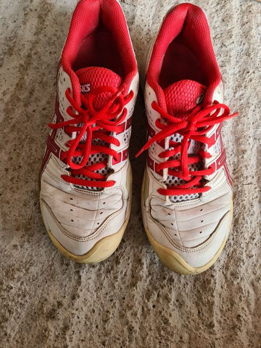 Обувки и маратонки