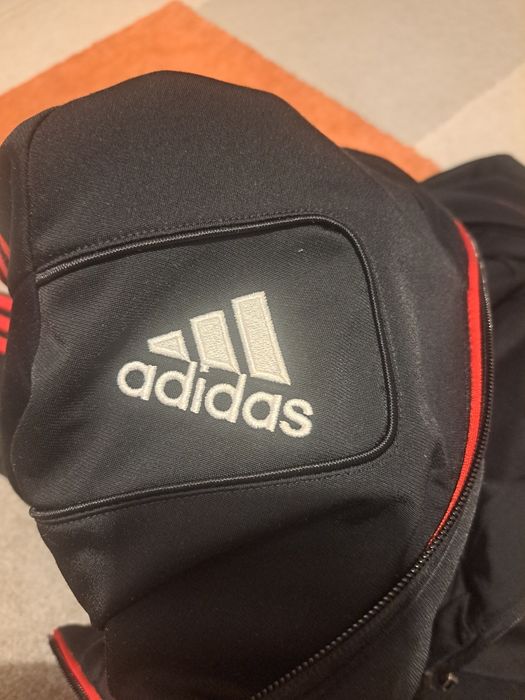 Оригинален суичър на AC Milan от сезон 13-13