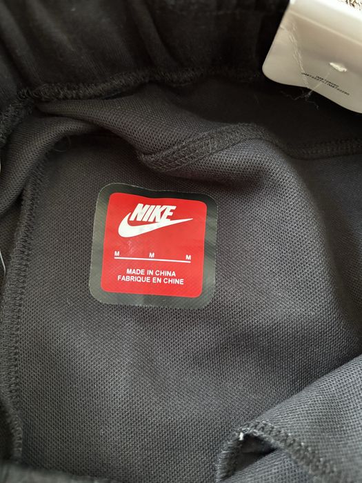pantaloni scurti nike tech
