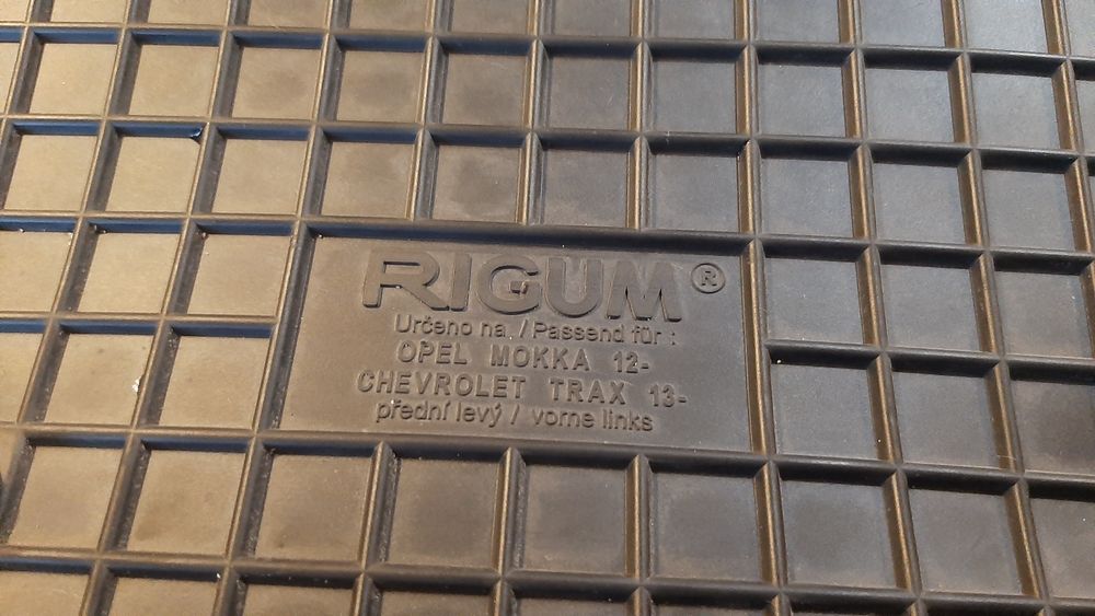 NOU Set covorase Opel Mokka