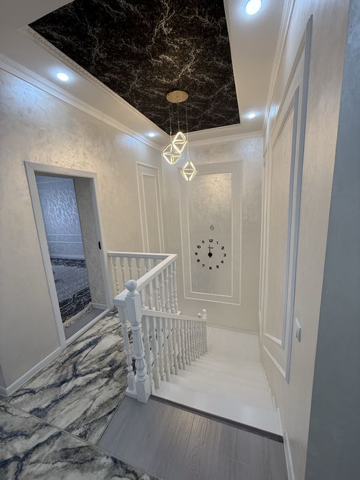 Урганч шахрида 2 каватли йевро римонт ховли жой сотилади