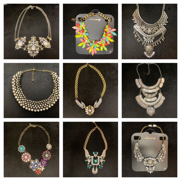 Vand coliere pret mic