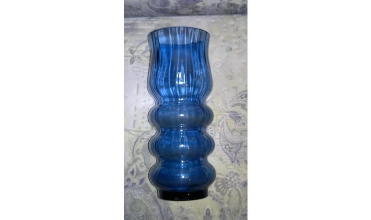 Продам вазу рифлёную времён СССР