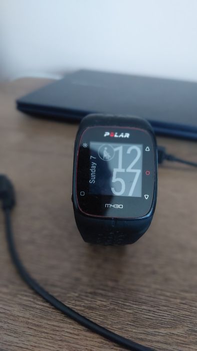 Ceas/bratara fitness HR Polar M430