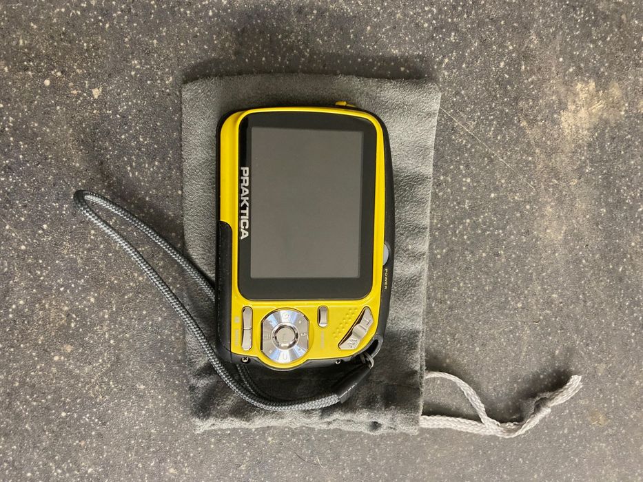 Aparat Foto PRAKTICA subacvatic NOU !