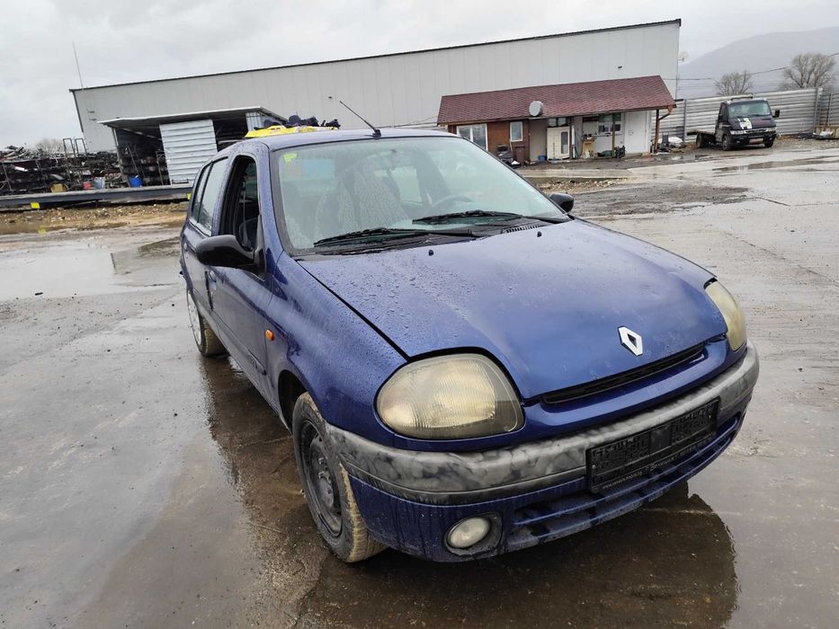 Renault Clio 1.2 - 58к.с - 1999г. на части