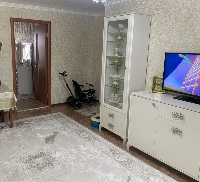 3 бөлмелі үй сатылады.