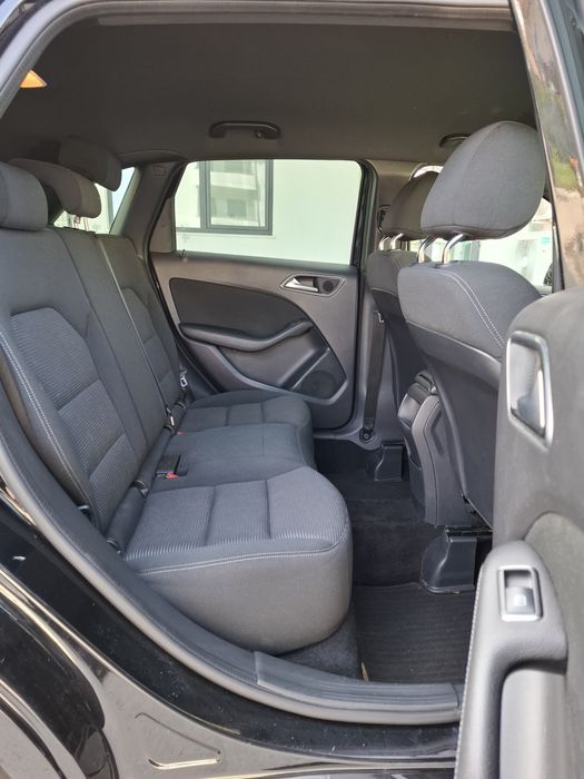 Mercedes B 2018 Schimb
