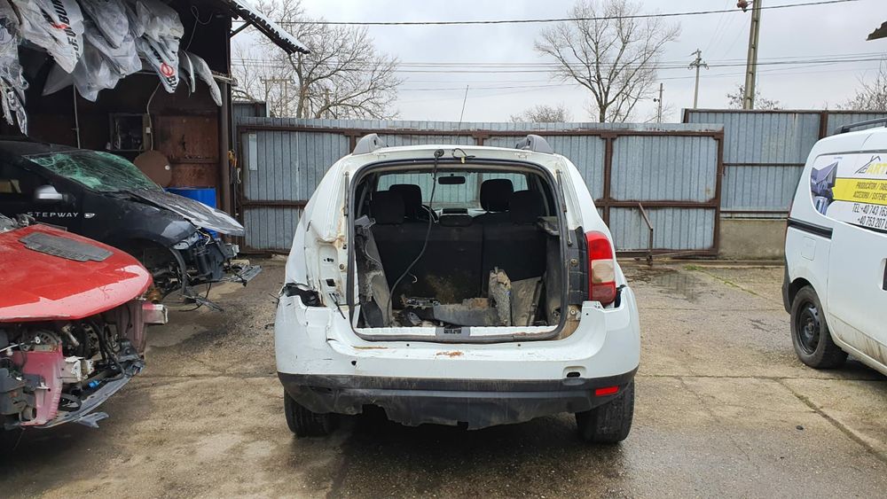 Dacia Duster 1.5 dci 4x2 2016 piese din dezmembrari.