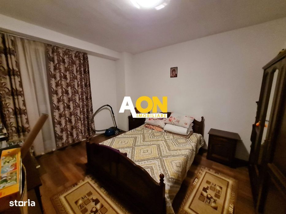 Apartament 3 Camere, 83 mp, Decomandat, Cu Garaj la Subsol