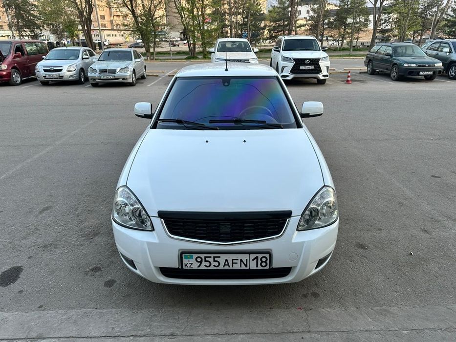 Лада приора 2013 года 1.6