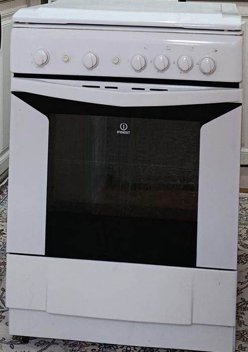 Газовая плита INDESIT