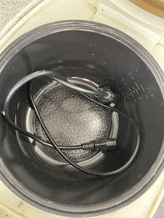 Мультиварка redmond