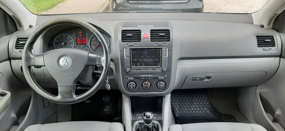 Vand/Schimb Vw Golf V - 1.4 16v - 2005 - 165.000Km