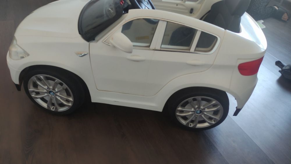 Детская машина BMW X6