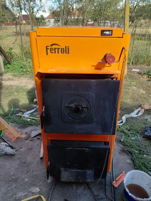 Centrala pe lemn Ferroli de 35 kw
