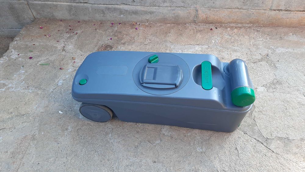 Химическа тоалетна THETFORD