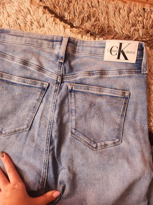 Дънки Calvin Klein.Дънки ,Karl Lagerfeld  28 номер .Цена 130лв