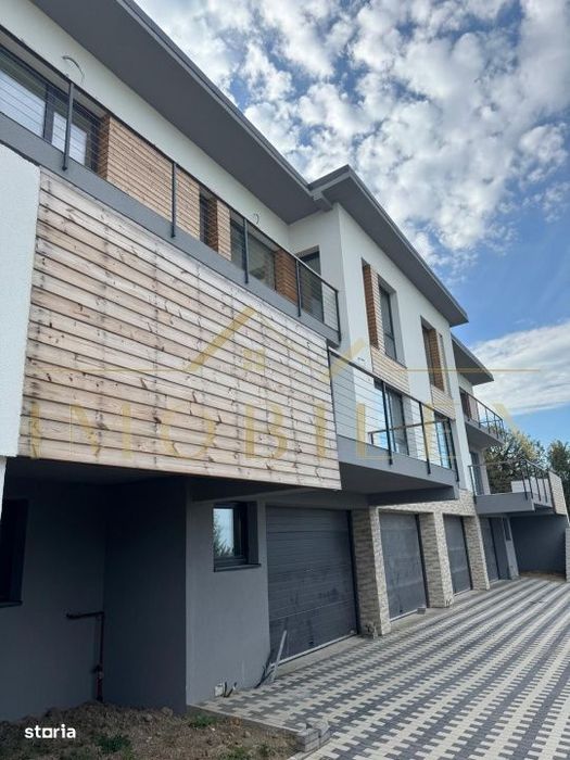 ULTIMA UNITATE ,casa tip duplex panorama asupra Clujului
