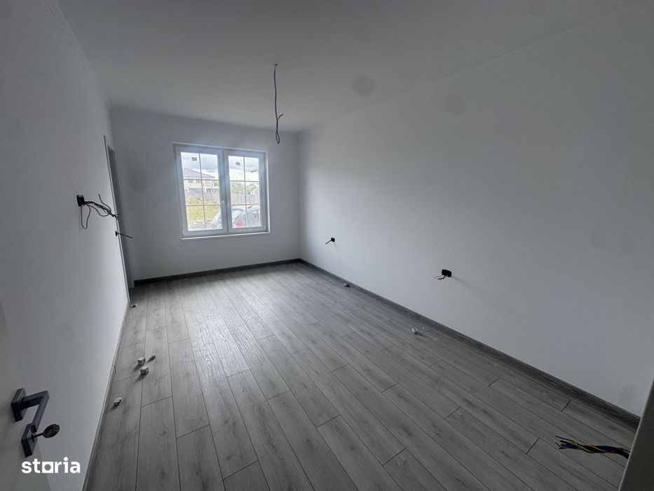 Duplex 3 Camere - 88 mp Utili | Teren 380 mp | Mosnita Noua