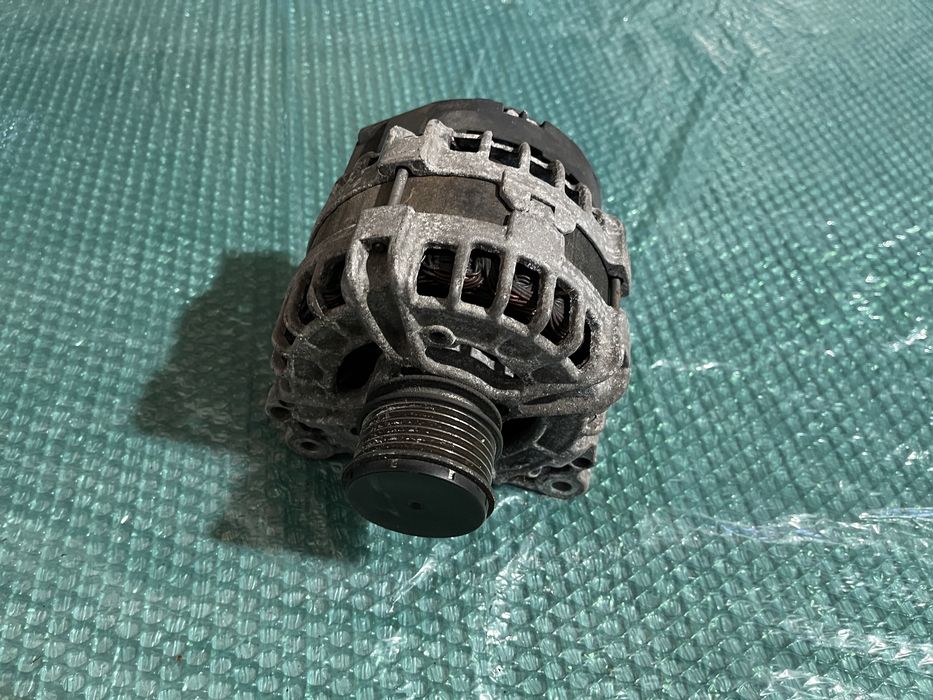 Alternator VW Passat B7 / CC