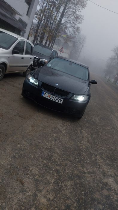 Vând BMW seria 3