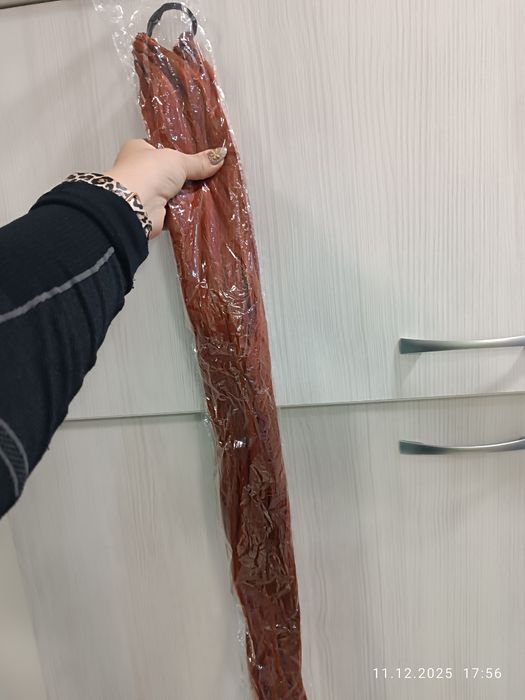 Опашки в червено кестеняво