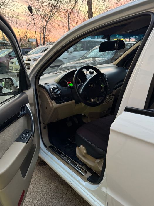 Nexia3 bejviy salon 2017