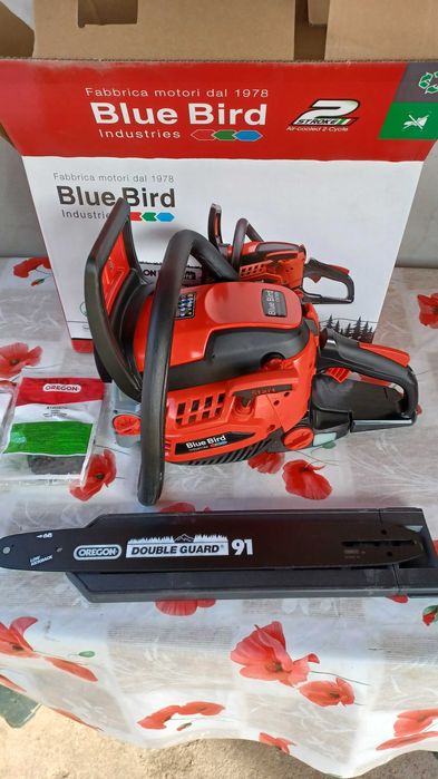 Motocositori Blue Bird Industries, diferite modele, de la 1,5 cp la 5cp pentru toate tipurile de vegetație.