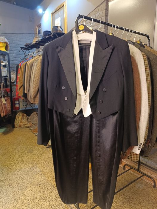 Пиджак брендовый