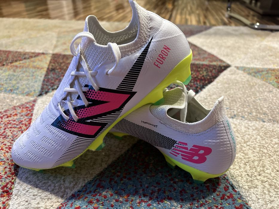 Ghete fotbal New Balance