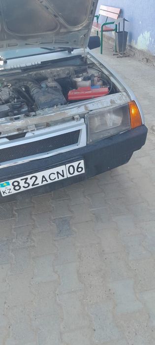 Продам машину серую