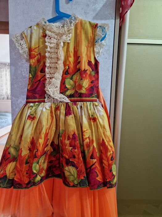 Продам   платье для девочки