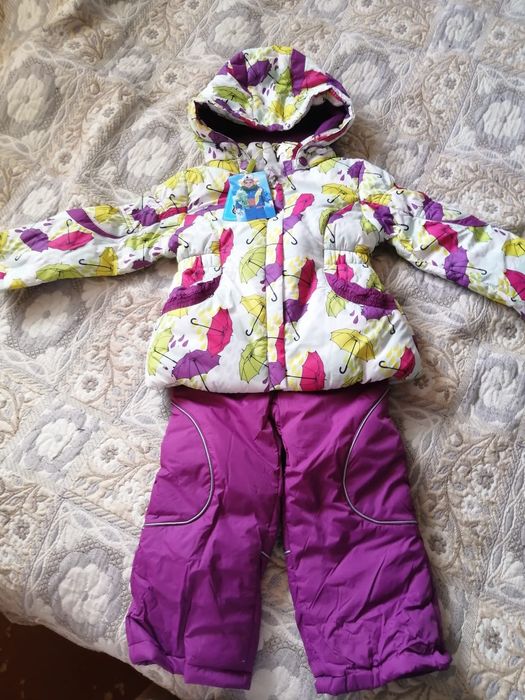 Продам комбинезоны, куртки детские- Зима