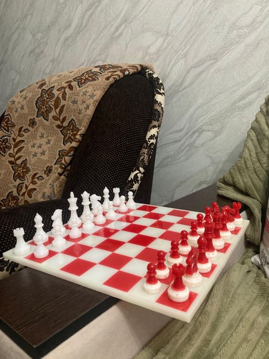 Продам очень крутые - Подарочные Шахматы !!!