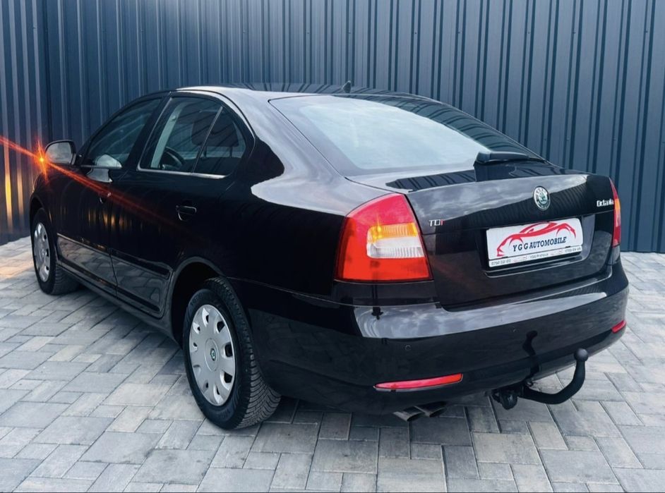 SKODA Octavia 2010 — imagine 5