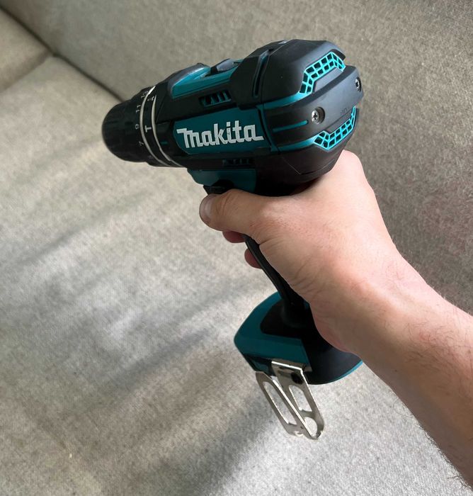 Masina de gaurit si insurubat cu percutie Makita DHP482 - corp