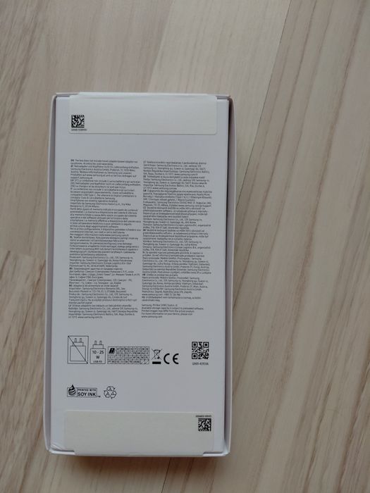 Продавам телефон SAMSUNG GALAXY A 17