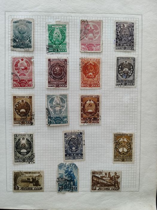 Продаю 2 альбома с марками