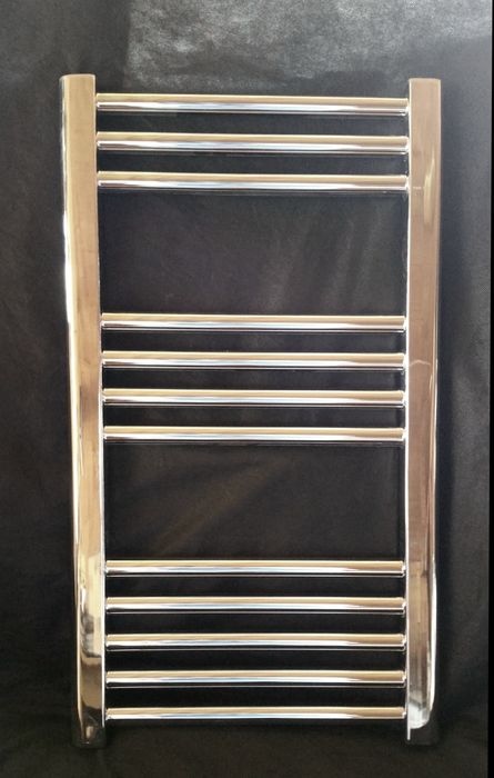 Calorifer portprosop cromat 700x400 MEROX - Germania- NOU - 220 Lei